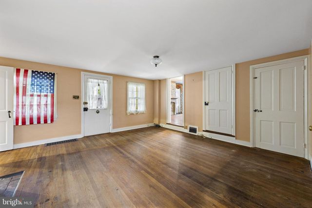 78 MERCER ST, Hamilton, NJ 08690