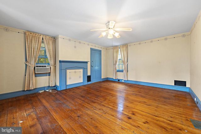 78 MERCER ST, Hamilton, NJ 08690