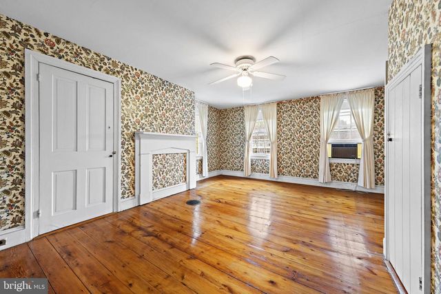 78 MERCER ST, Hamilton, NJ 08690