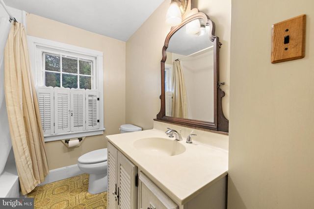 78 MERCER ST, Hamilton, NJ 08690
