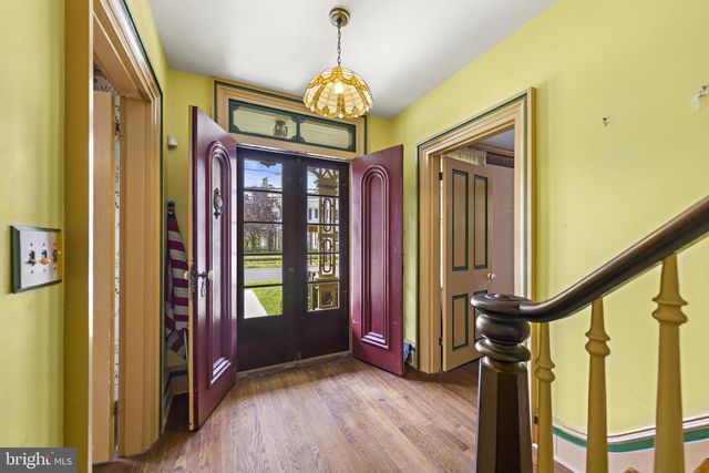 78 MERCER ST, Hamilton, NJ 08690