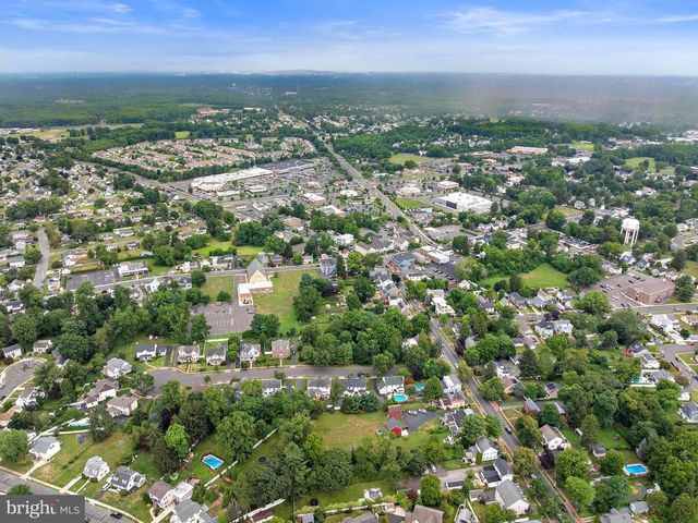 78 MERCER ST, Hamilton, NJ 08690
