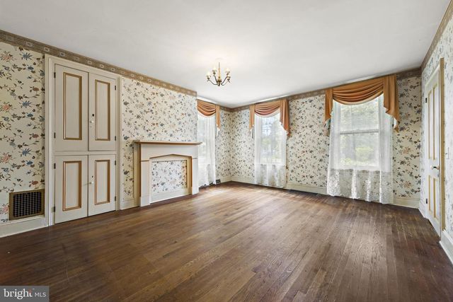 78 MERCER ST, Hamilton, NJ 08690