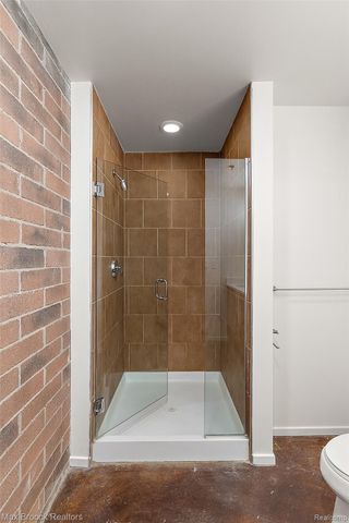 333 E Parent Avenue 35, Royal Oak, MI 48067