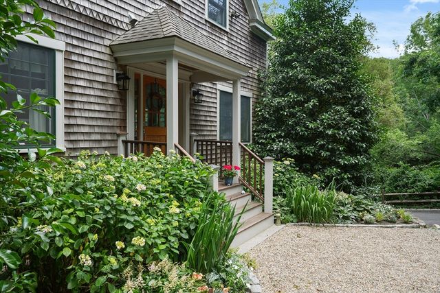 61 Causeway Road, Tisbury, MA 02568