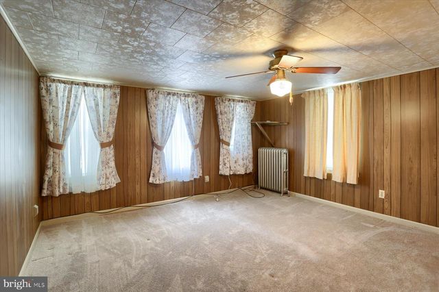 333 MAIN ST, Lykens, PA 17048