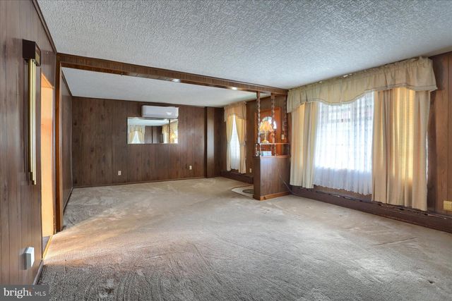 333 MAIN ST, Lykens, PA 17048