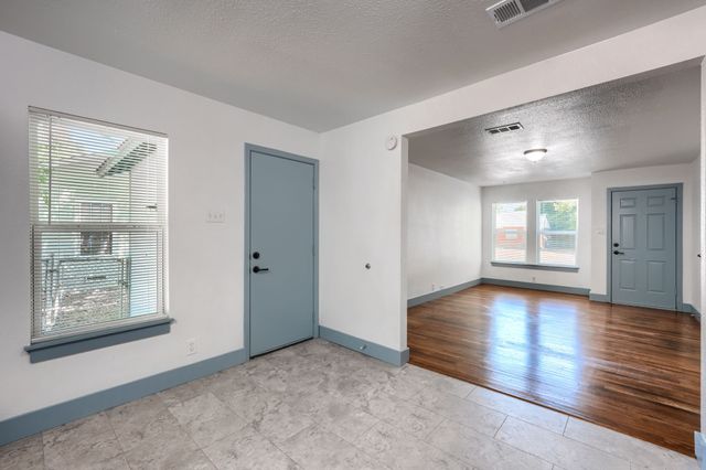 1013 Denton Street, Denton, TX 76201