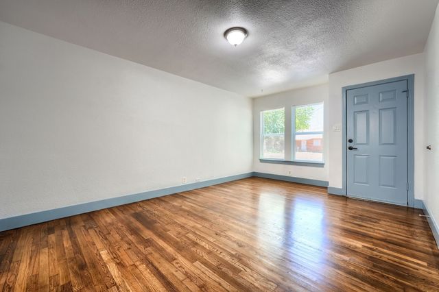 1013 Denton Street, Denton, TX 76201