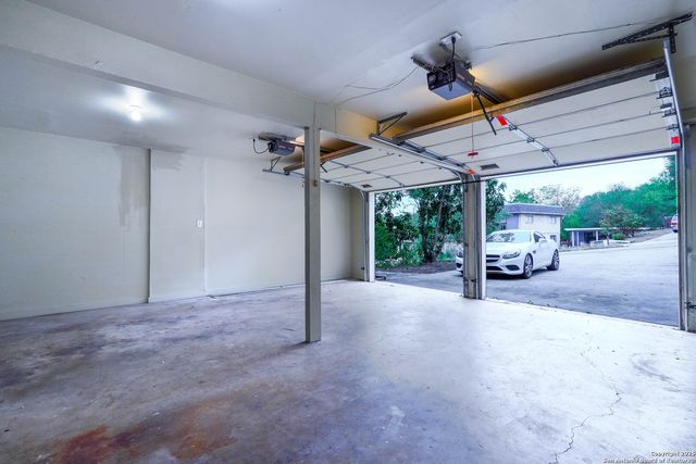 6600 & 6602 Southpoint St., San Antonio, TX 78229