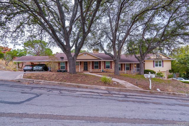 6600 & 6602 Southpoint St., San Antonio, TX 78229