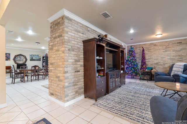6600 & 6602 Southpoint St., San Antonio, TX 78229