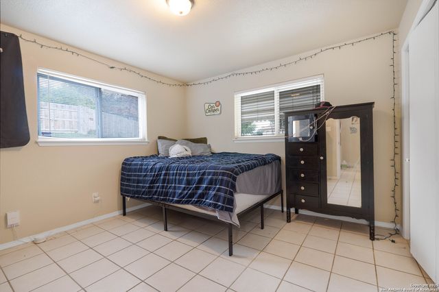 6600 & 6602 Southpoint St., San Antonio, TX 78229