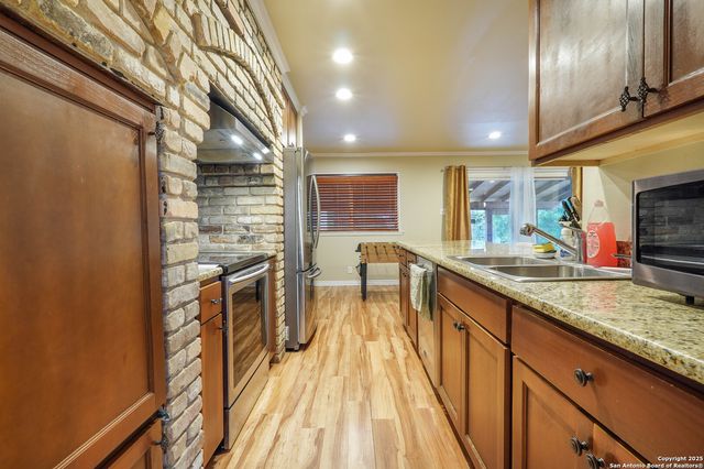 6600 & 6602 Southpoint St., San Antonio, TX 78229