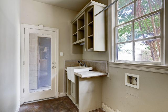 3020 San Felipe Street, Houston, TX 77019