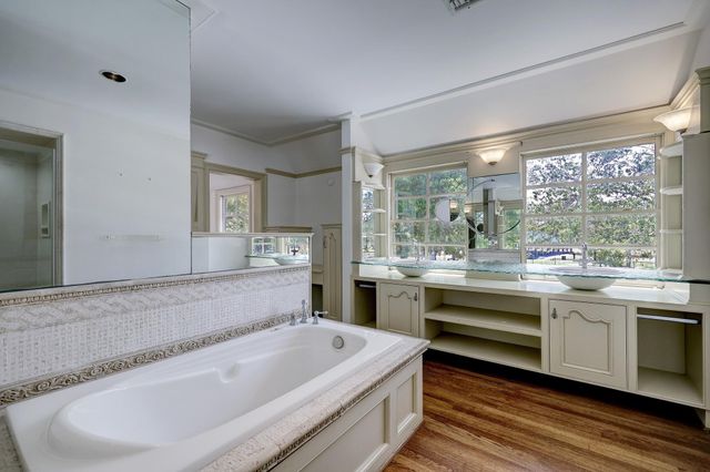 3020 San Felipe Street, Houston, TX 77019