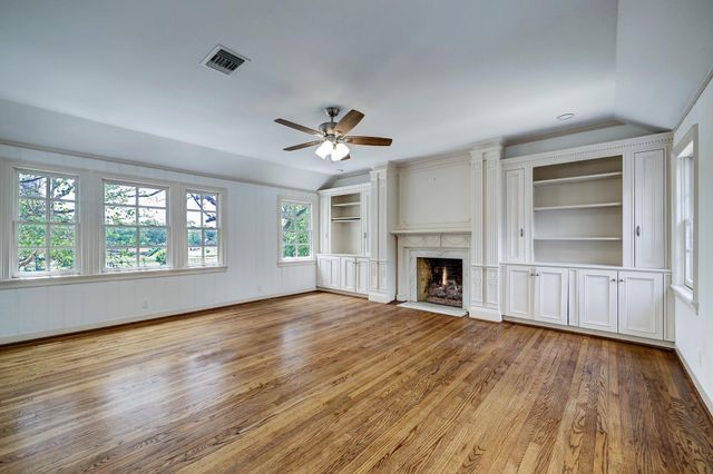 3020 San Felipe Street, Houston, TX 77019