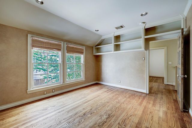 3020 San Felipe Street, Houston, TX 77019