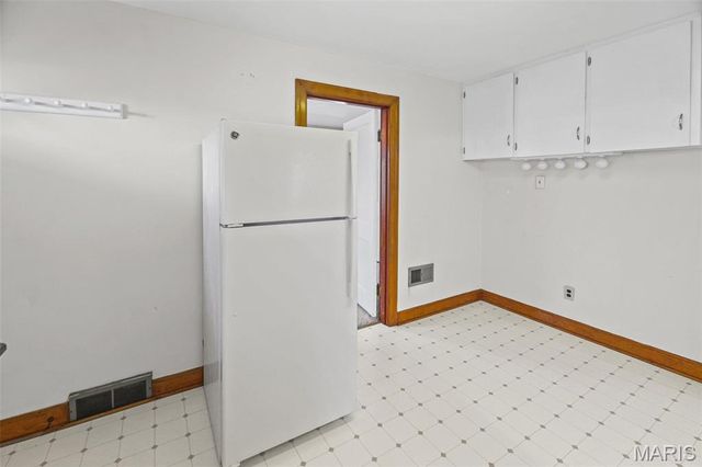 3208 Batson Drive, Alton, IL 62002