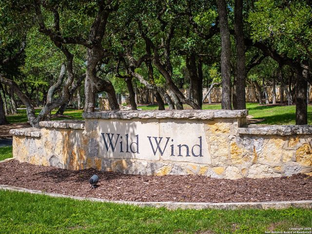 19803 WILD HOLW, Garden Ridge, TX 78266