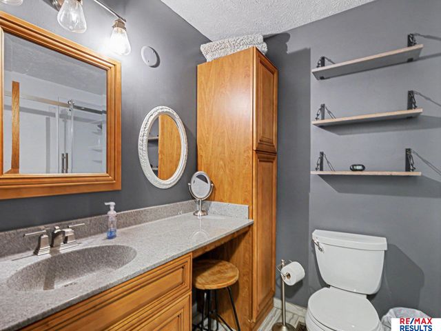 1001 Conestoga Road, Papillion, NE 68046