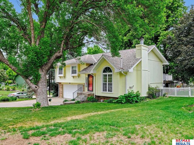1001 Conestoga Road, Papillion, NE 68046
