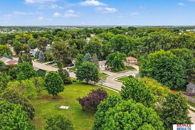 1001 Conestoga Road, Papillion, NE 68046