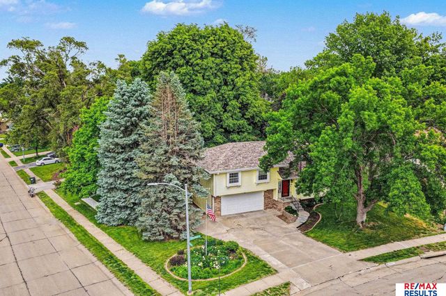 1001 Conestoga Road, Papillion, NE 68046