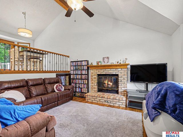 1001 Conestoga Road, Papillion, NE 68046