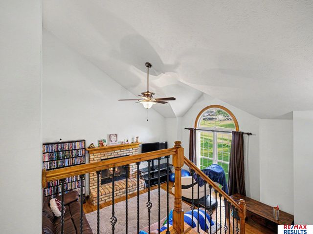 1001 Conestoga Road, Papillion, NE 68046
