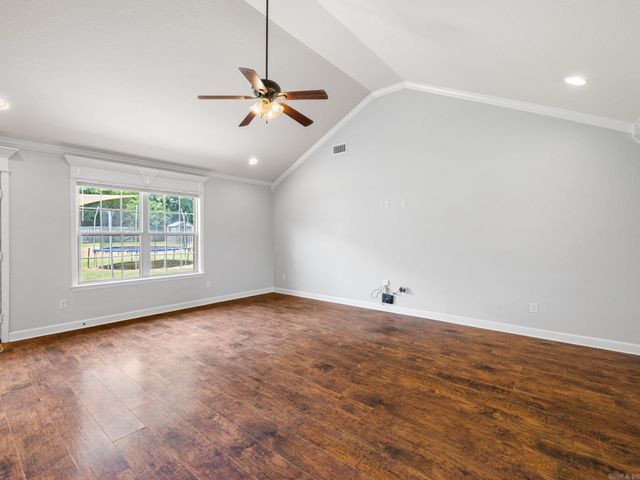 353 Cinel Loop, Austin, AR 72007