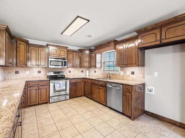 353 Cinel Loop, Austin, AR 72007