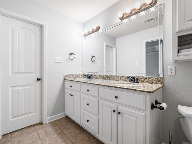 353 Cinel Loop, Austin, AR 72007