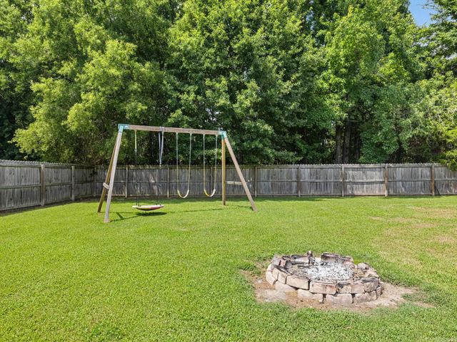 353 Cinel Loop, Austin, AR 72007