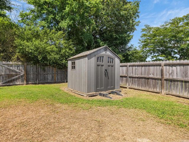 353 Cinel Loop, Austin, AR 72007