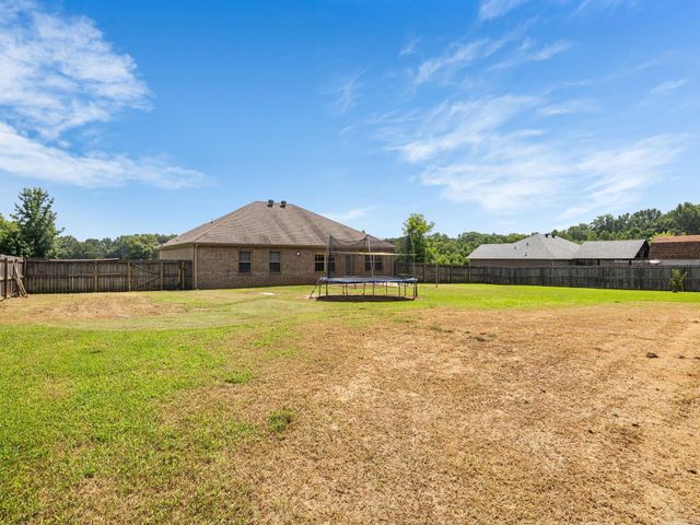 353 Cinel Loop, Austin, AR 72007