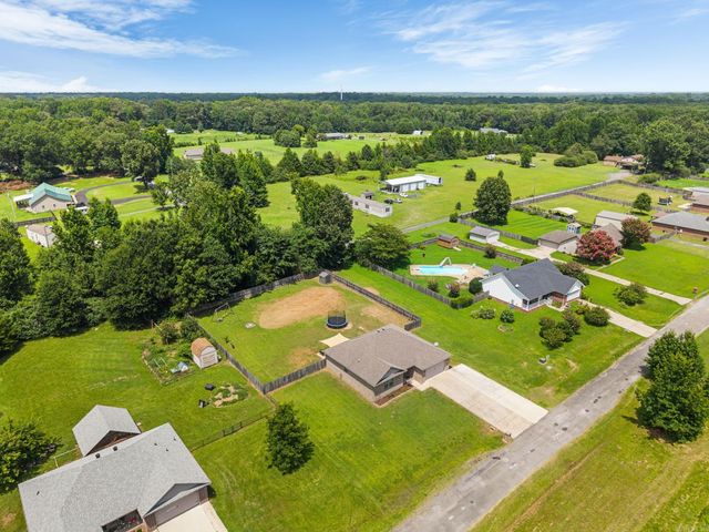 353 Cinel Loop, Austin, AR 72007