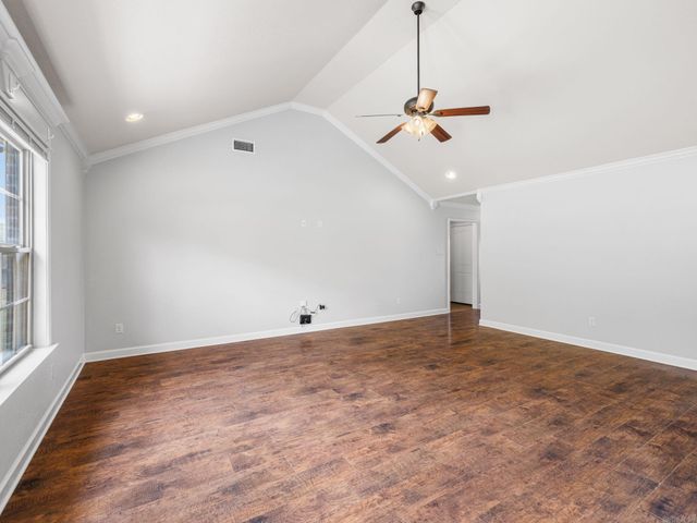 353 Cinel Loop, Austin, AR 72007