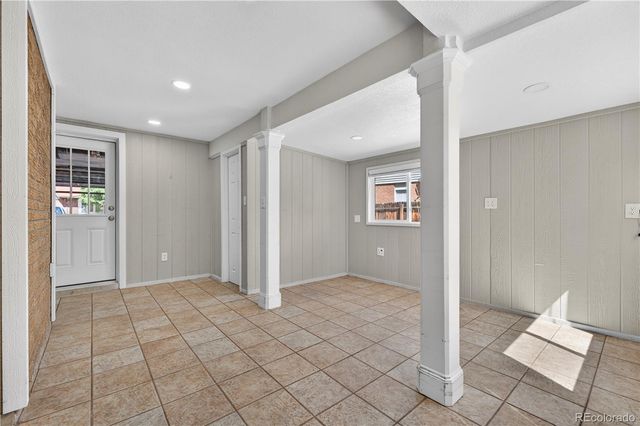 1550 S Oakland Street, Aurora, CO 80012