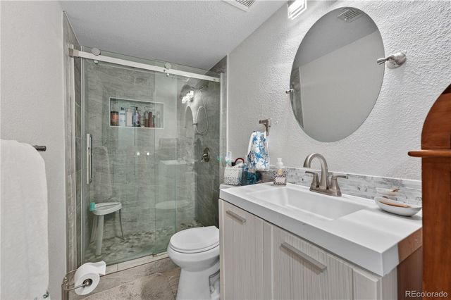 1550 S Oakland Street, Aurora, CO 80012