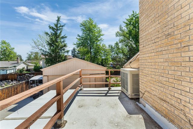 1550 S Oakland Street, Aurora, CO 80012