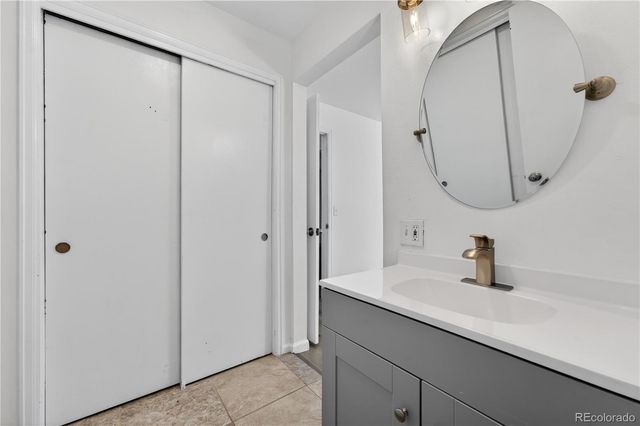 1550 S Oakland Street, Aurora, CO 80012