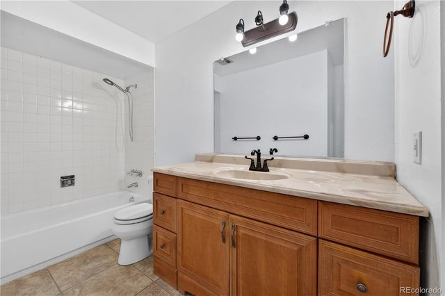 1550 S Oakland Street, Aurora, CO 80012