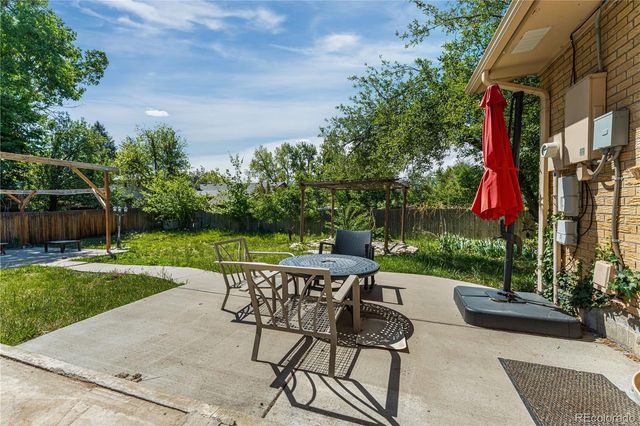 1550 S Oakland Street, Aurora, CO 80012