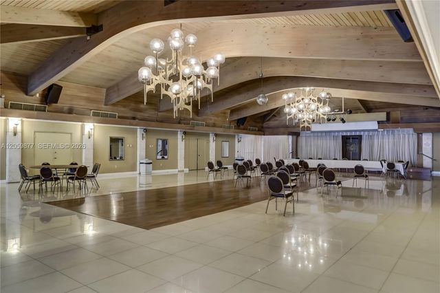 1980 S OCEAN DR 16A, Hallandale Beach, FL 33009