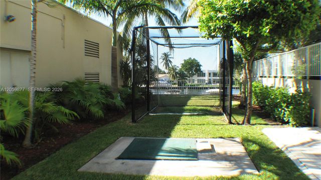 1980 S OCEAN DR 16A, Hallandale Beach, FL 33009