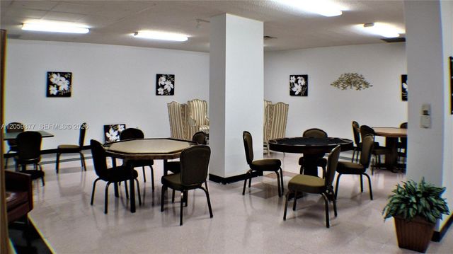 1980 S OCEAN DR 16A, Hallandale Beach, FL 33009