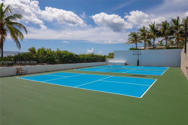 1980 S OCEAN DR 16A, Hallandale Beach, FL 33009