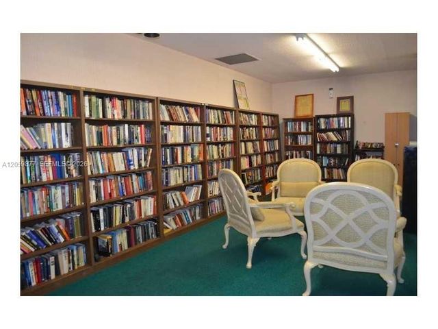 1980 S OCEAN DR 16A, Hallandale Beach, FL 33009