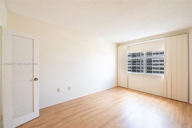 1980 S OCEAN DR 16A, Hallandale Beach, FL 33009